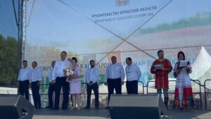 На выставке День Брянского поля прошла церемония чествования лучших работников АПК