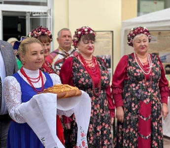 В Брянске в рамках Дней муниципалитетов проходят презентации Унечского и Почепского районов