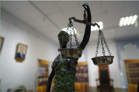 Губернатор Брянщины поздравил сотрудников Брянского областного суда с 80-летием его образования.