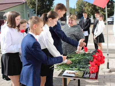 На Брянщине в городе Стародубе увековечили память двух героев СВО