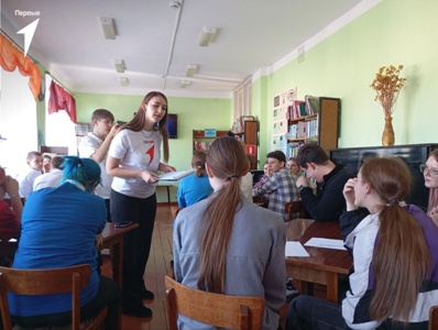 Злынковские Первые провели игру «Что? Где? Когда?»