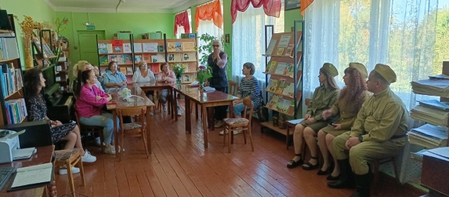 Час памяти «Освобождение  города  Злынка» прошел  в Злынковской библиотеке