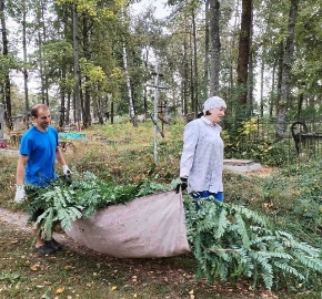 В Злынковском районе прошел субботник