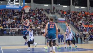 На матче брянской «Десны» атмосферу победы создали более 3 тысяч болельщиков