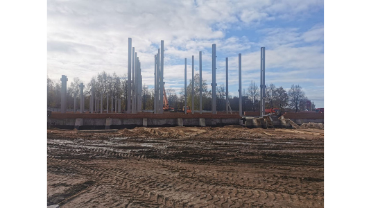 В Унече продолжается возведение спортивного комплекса с плавательным бассейном