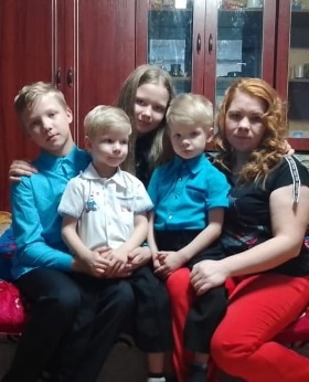 О злынковской многодетной семьи Савченко