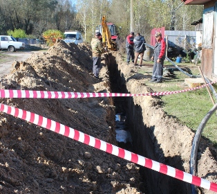 В Суземке Брянской области прокладывают новые водопроводные сети