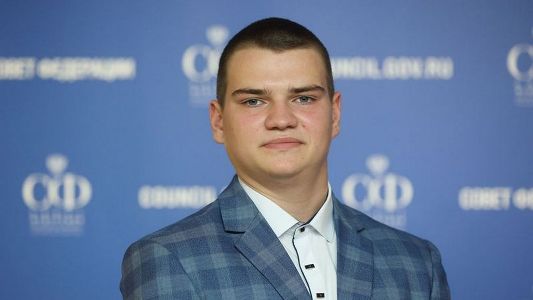 В Совете Федерации наградили за мужество 17-летнего брянца Евгения Бесчастнова