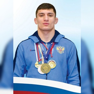 Брянский спортсмен завоевал серебро на чемпионате мира по вольной борьбе