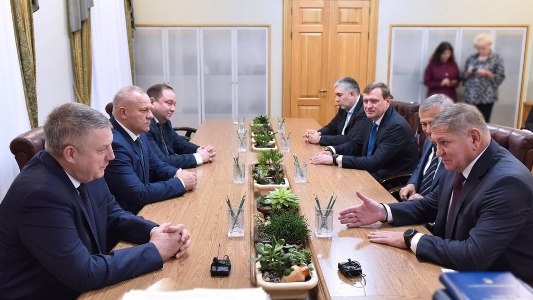 Губернатор Брянщины поделился перспективами развития новозыбковского предприятия