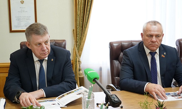 Губернатор Брянщины встретился   с генеральным директором ООО «СДМ»