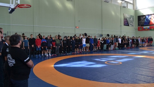 В Брянске в спортшколе олимпийского резерва «Локомотив» тренируют спортсменов по разным видам спортивной борьбы