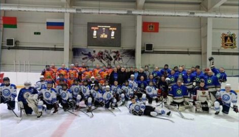 В Дятькове Брянщины провели рождественский турнир по хоккею