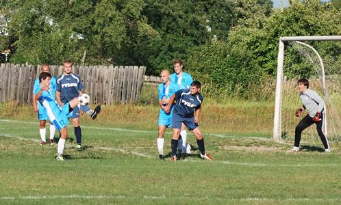 Благоустройство злынковского спортивного объекта «Футбольное поле» будет продолжено в 2025 году