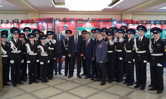 «О Родине. О мужестве. О славе». В Брянске состоялся патриотический концерт, посвященный Дню защитника Отечества