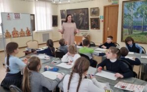 Музей Братьев Ткачёвых посетили ученики Брянского лицея № 2 имени М.В. Ломоносова