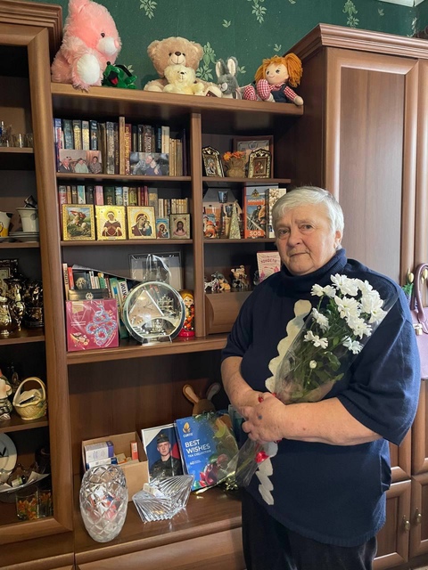 Когда помощь рядом: жительница села Рогов отметила своё 75-летие