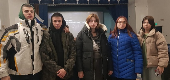 Студенты Злынковского техникума посмотрели фильм «Война и музыка