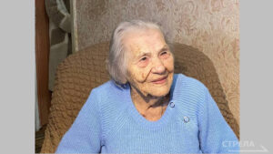 В Брянске поздравили со 100-летним юбилеем ветерана Анну Акимовку Иванову
