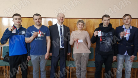 Новозыбковским сиротам Брянщины вручили ключи от новых квартир