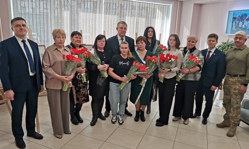 Губернатор Александр Богомаз  встретился с  матерями и женами защитников Отечества