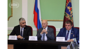 В Брянске представители молодежного парламента встретились с курским коллегой Александром Глазатовым