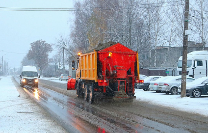 За ночь на улицы Брянска высыпали 280 кубометров пескосмеси