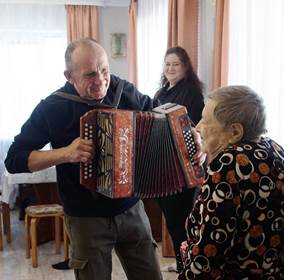 В Климовском районе Брянской области проходит вручение юбилейных медалей «80 лет Победы»