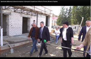 Губернатор Брянщины проинспектировал строящиеся социальные объекты Почепа, Суража и Мглина