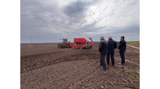 Аграрии из Брянской области поделились своим опытом на полях Карачевского района