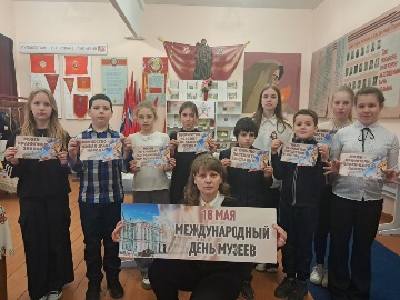 Учащиеся Малощербиничской школы отметили день музеев