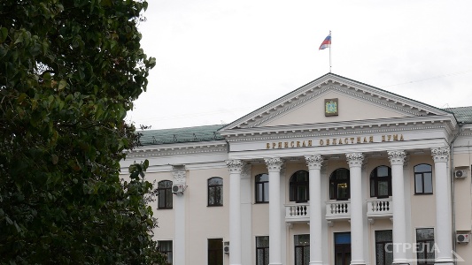 Два тренера получили награды за вклад в развитие физической культуры и спорта в Брянской области