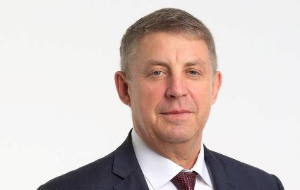 Губернатор области поздравил брянцев с Днем Весны и Труда