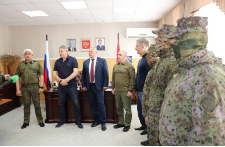 Губернатор Брянщины вручил сотрудникам регионального Пограничного управления ФСБ России очередную технику