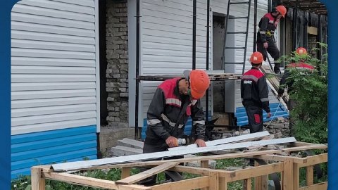 Брянские специалисты продолжает капремонт инфекционного отделения в Брянке