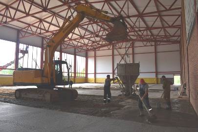 В Клетне Брянской области продолжает строительство спортивно-оздоровительного комплекса с бассейном