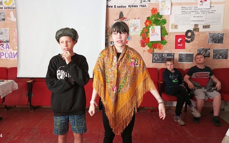 В летнем лагере Спиридоновобудской школы отметили День русских праздников и традиций