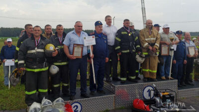 Награды в «День Брянского поля» вручили лучшим подразделениям пожарной охраны