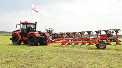 Гости на выставке «День Брянского поля» увидели передовые достижения Брянского региона