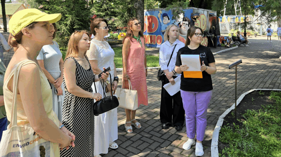 В Брянске в парке Толстого отметили 103-летие Валентина Динабургского