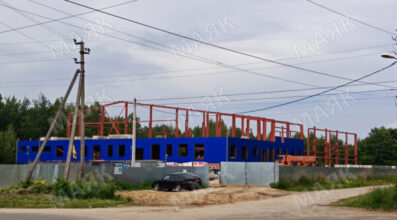 В Брянской области в городе Новозыбков продолжается строительство нового спортивного объекта