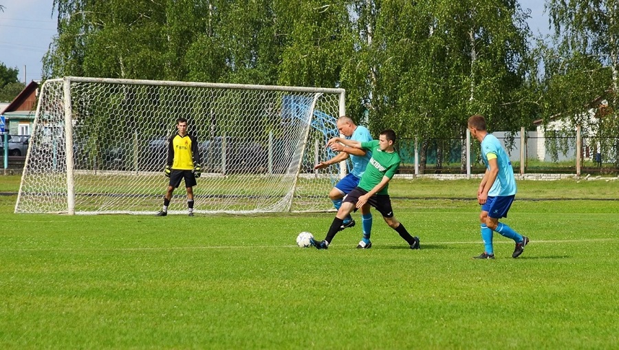 Злынковская  футбольная команда  хорошо стартовала во  второй половине чемпионата