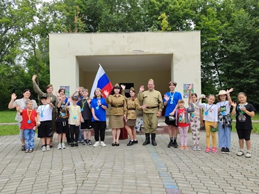 В Злынковском городском парке  провели исторический квест для Первых
