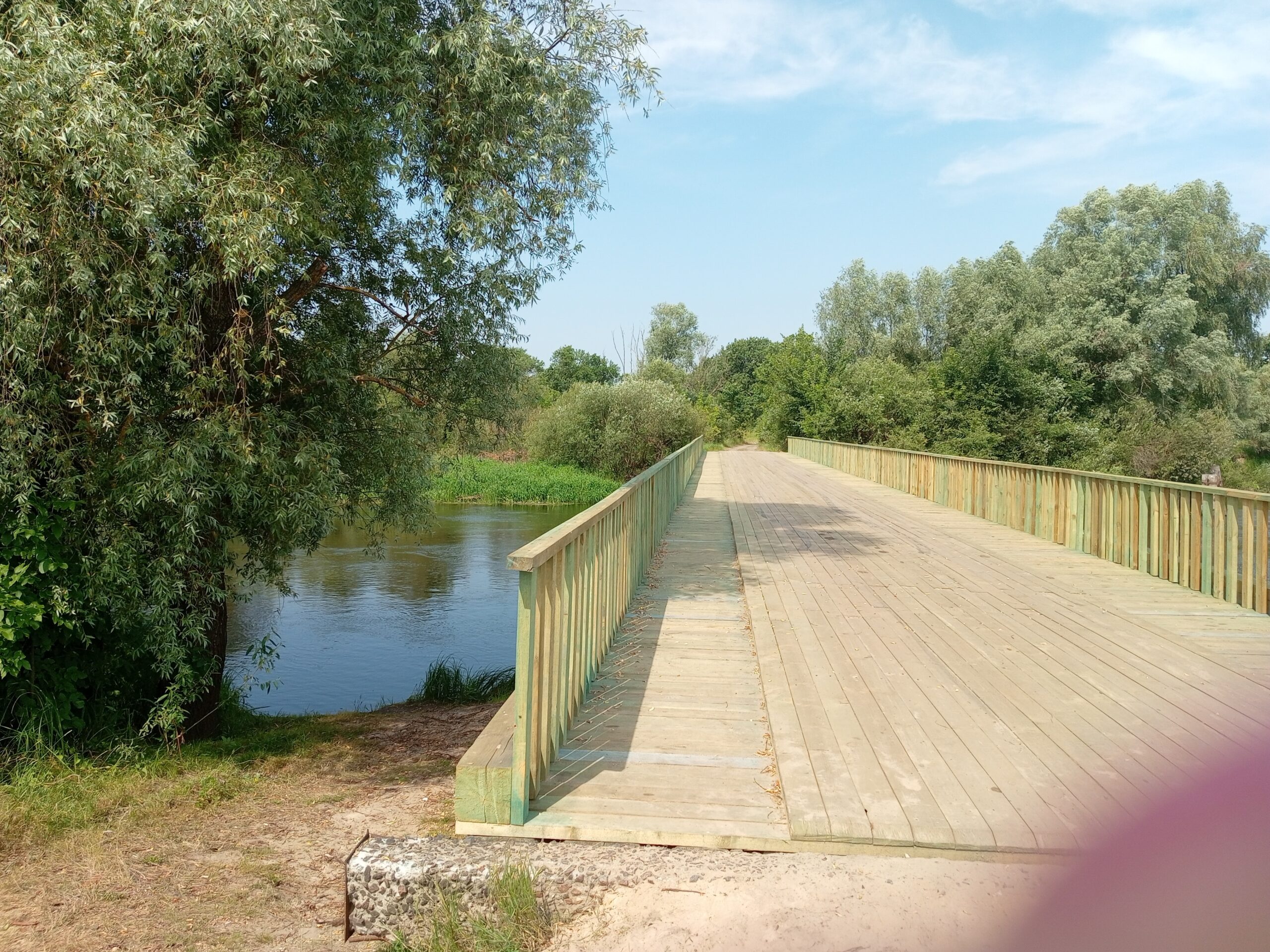 В Злынковском районе отремонтировали мост через Ипуть