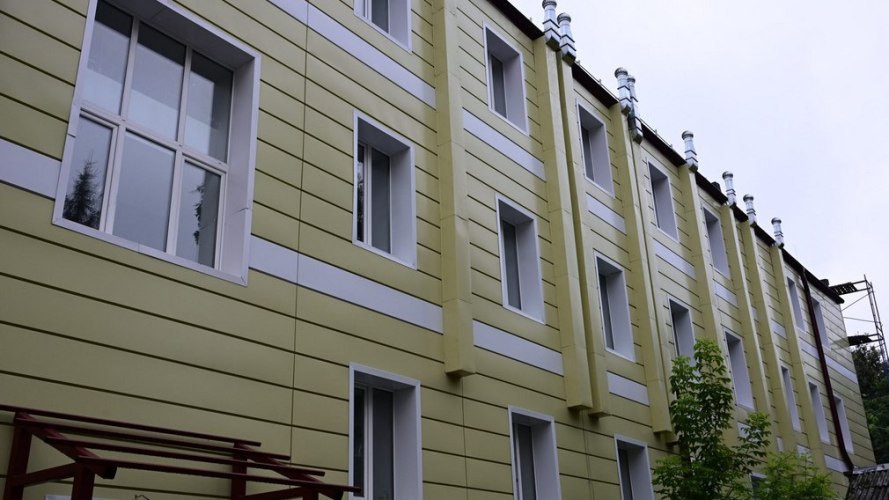 В Брянске завершается обновление кровли филиала Сеченовского университета