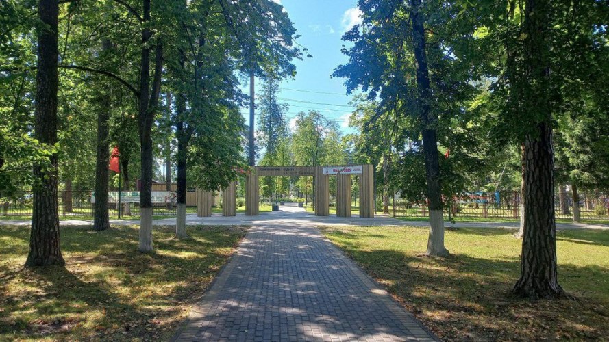 В Жуковке Брянской области благоустроили общественные территории
