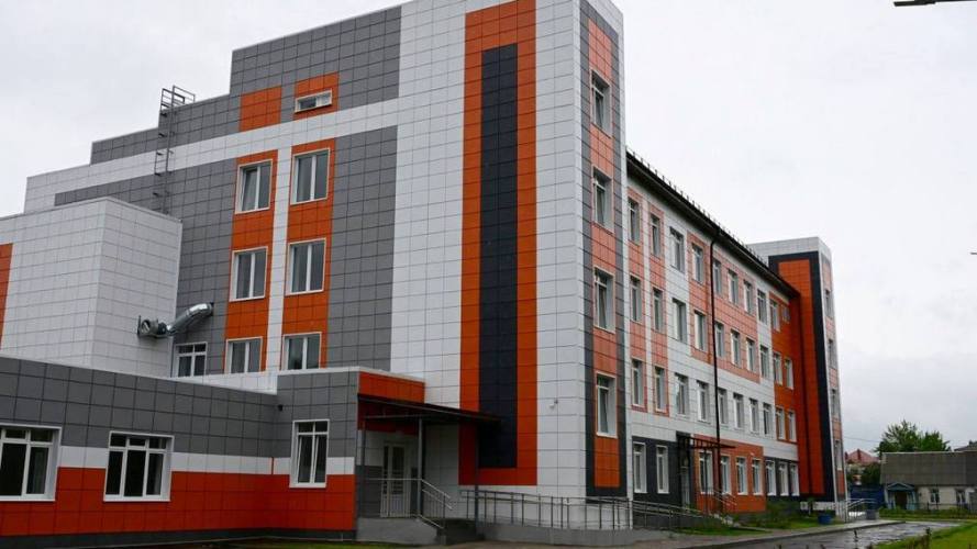 В Брянске обновили школу №13: провели капремонт и добавили новые помещения