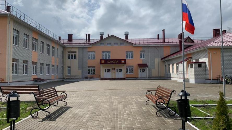 В Навлинском районе активно строятся и обновляются школы и детские сады