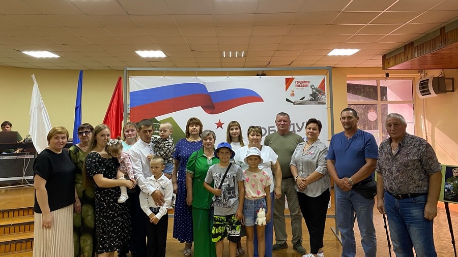 В Брасовском районе Брянщины открылся клуб поддержки участников СВО и их семей «С заботой о СВОих»