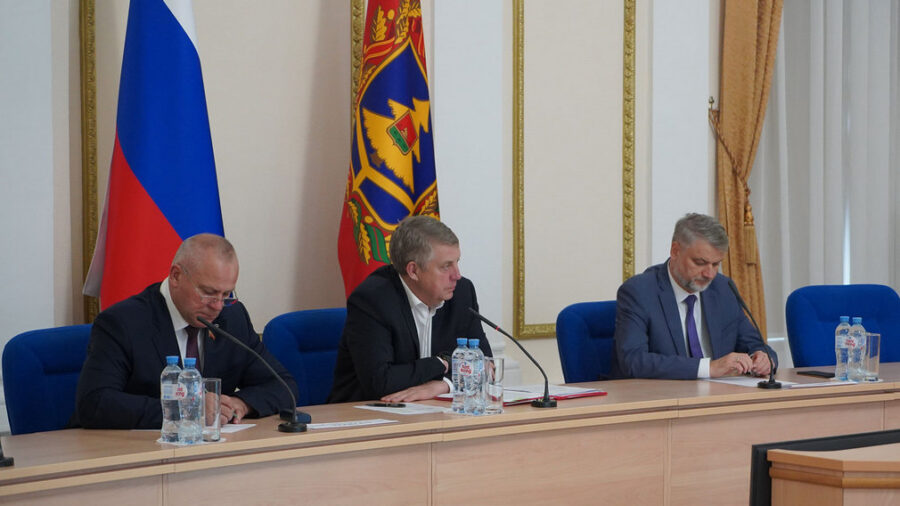 В правительстве Брянской области обсудили подготовку к 82-й годовщине освобождения Брянщины